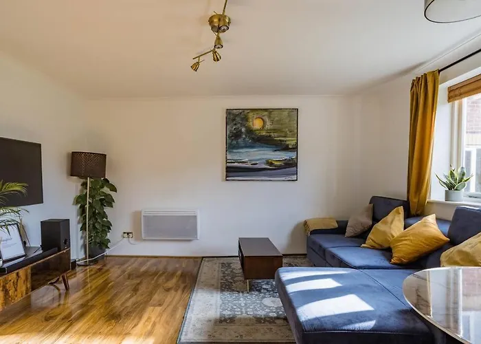 Bright &Spacious One Bedroom Flat Off Canary Wharf